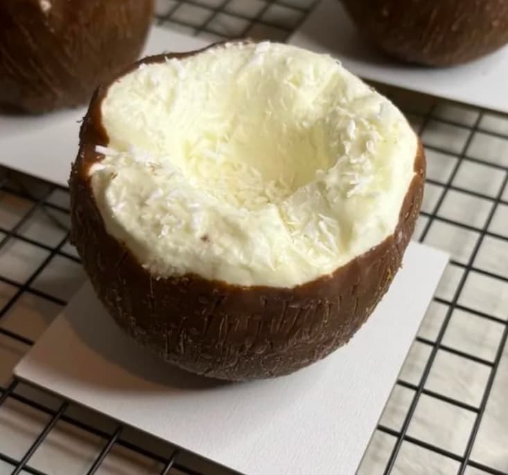 Корпусный десерт кокос