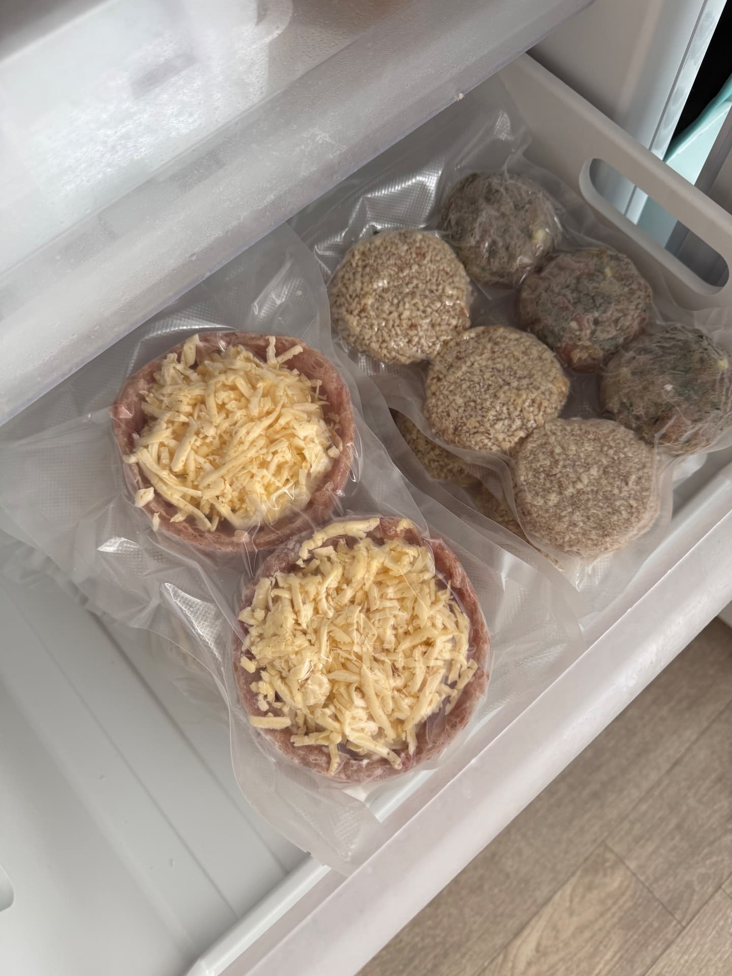 КУРИНЫЕ ГНЕЗДА «ЖЮЛЬЕН»