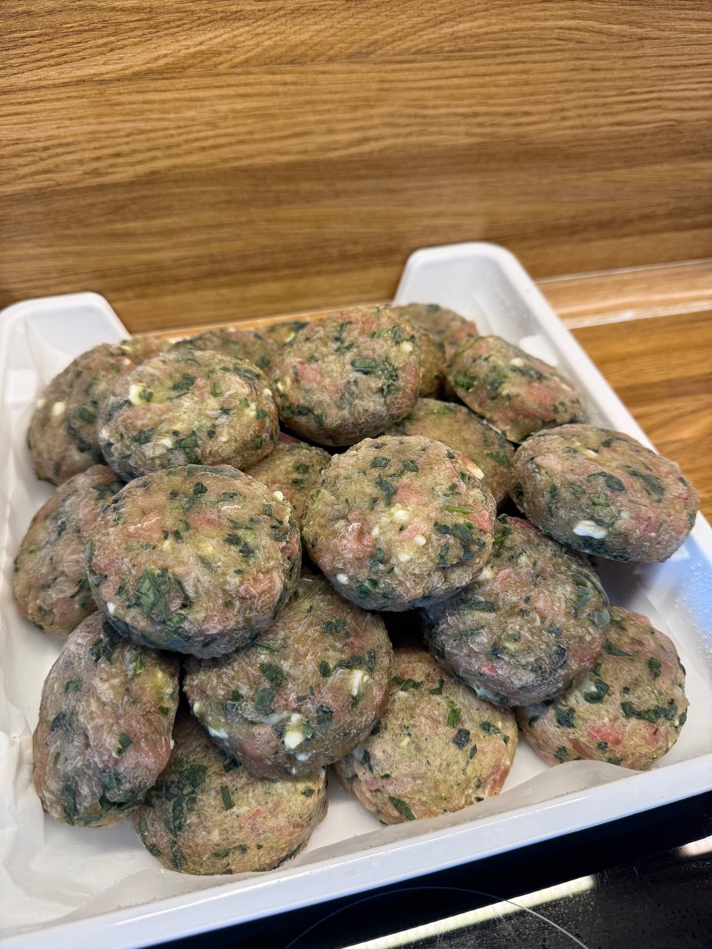 КУРИНЫЕ КОТЛЕТЫ ШПИНАТ/БРЫНЗА